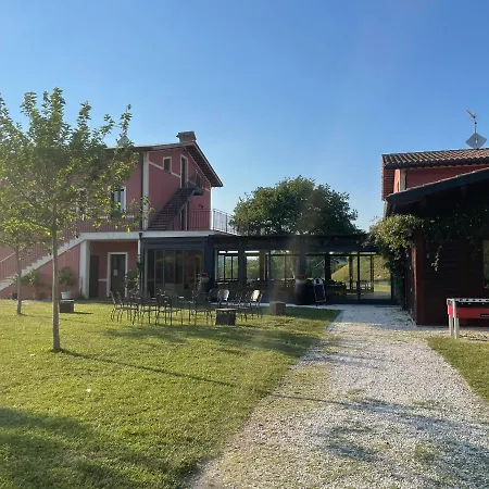 Gospodarstwo agroturystyczne La E Bella *